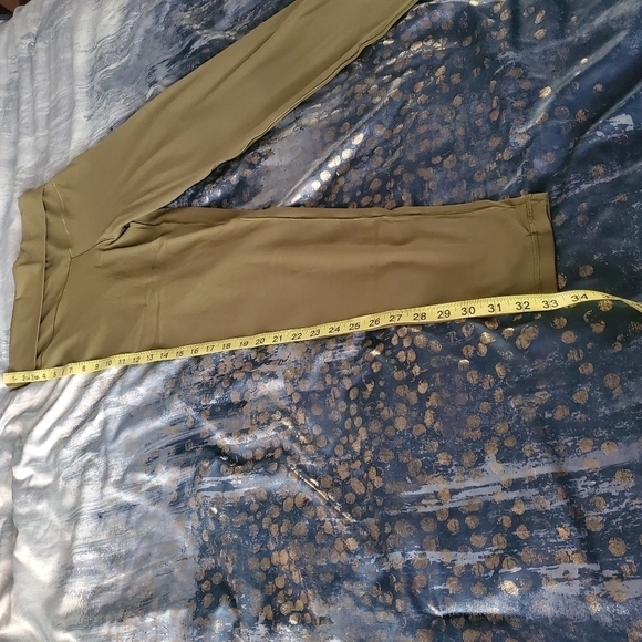 Women's OFFLINE By Aerie Real Me High Waisted Foldover Olive Green Leggings - Picture 4 of 5